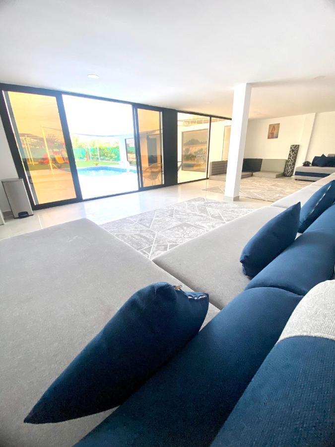 Luxury Farm With Swimming Pool And Bbq