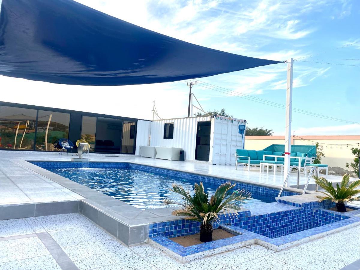 Luxury Farm With Swimming Pool And Bbq * Al Rahba